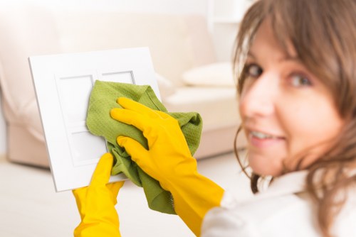 West Kensington cleaning experts providing detailed room care